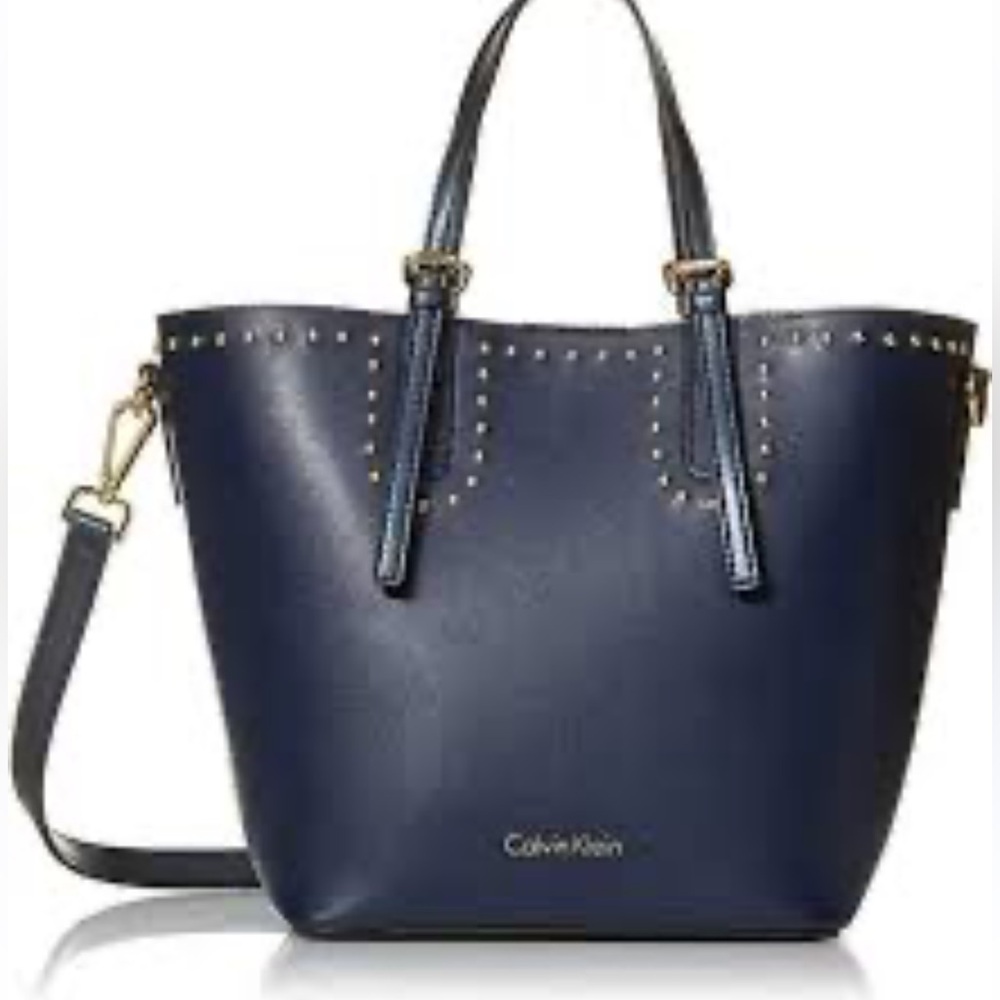 💙Calvin Klein Studded Navy Bucket Purse - Picture 2 of 9
